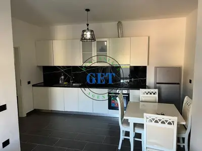 Appartamento 1+1 in affitto a Rruga Rrota e Kuqe, Durazzo, 70 m². Foto 10 di 10