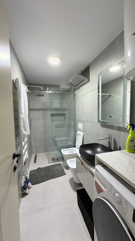 Appartamento 2+1 in affitto a Liqeni i Thatë, Tirana, 100 m². Foto 3 di 3