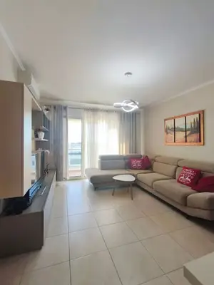 Appartamento 2+1 in affitto a Qendër, Durazzo, 95 m². Foto 3 di 11