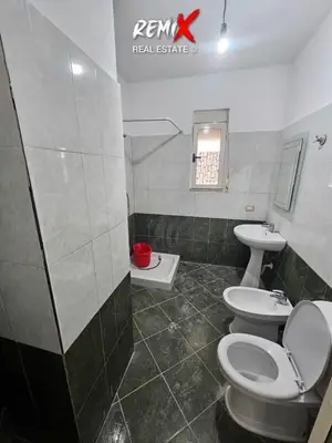 Apartment 2+1 for rent in Rruga Mujo Ulqinaku, Durrës, 120 m². Photo 6 of 9