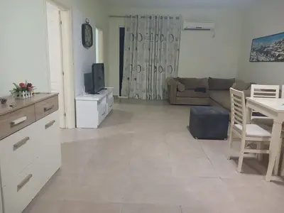 Appartamento 2+1 in affitto ad Astir, Tirana, 100 m². Foto 4 di 9