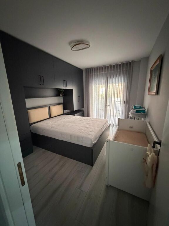 Appartamento 1+1 in affitto a Liqeni i Thatë, Tirana, 65 m². Foto 3 di 3