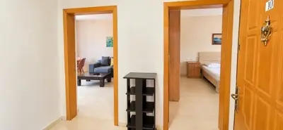 Apartament 1+1 me qera në Myslym Shyri, Tiranë, 65 m². Foto 5 nga 6