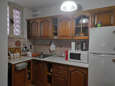Apartament 2+1 me qera në Stadiumi Dinamo, Tiranë, 120 m². Foto 3 nga 6