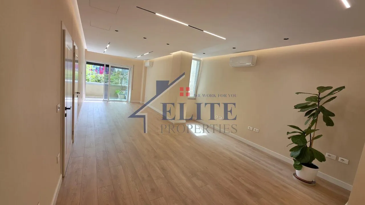 Zyrë me qera në Rtsh, Tiranë, 131 m². Foto 1 nga 12