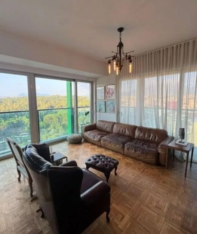 Appartamento 2+1 in affitto ad Ambasador 3, Tirana, 147 m². Foto 1 di 5