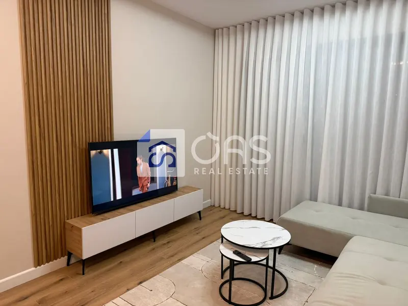 Apartament 1+1 me qera në Liqeni i Thatë, Tiranë, 75 m²