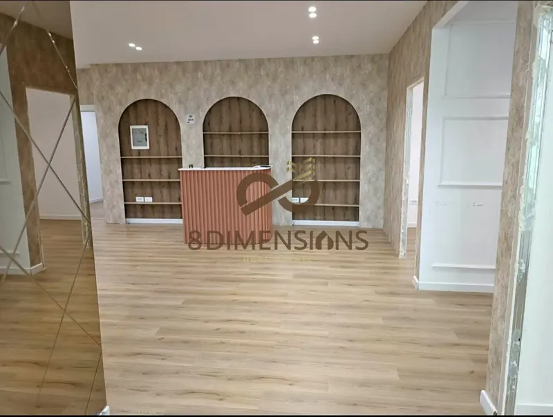Locale commerciale in affitto ad Astir, Tirana, 80 m²