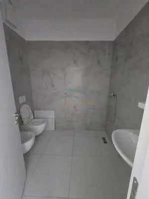 Apartment 1+1 for rent in Univers City, Tirana, 60 m². Photo 4 of 4