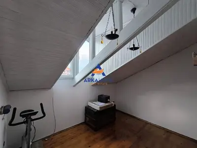 Appartamento in affitto a Blloku, Tirana, 84 m². Foto 5 di 12