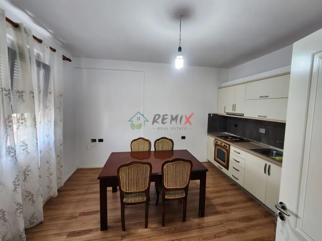 Appartamento 2+1 in affitto a Durazzo, 120 m². Foto 1 di 12