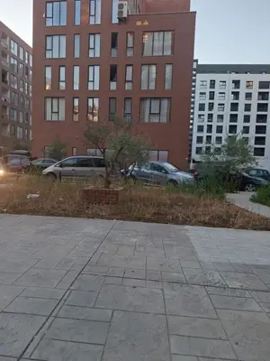 Locale in affitto a Bulevardi i Ri, Tirana, 60 m². Foto 7 di 8