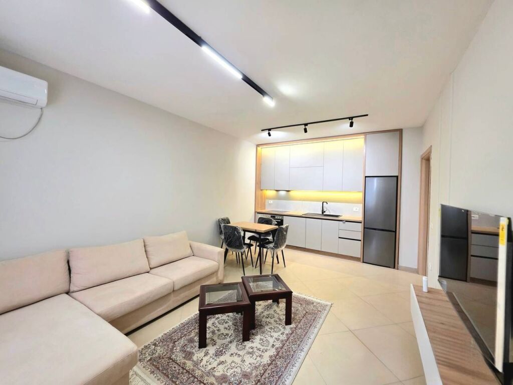 Apartment 2+1 for rent in Liqeni i Thatë, Tirana, 100 m². Photo 1 of 3