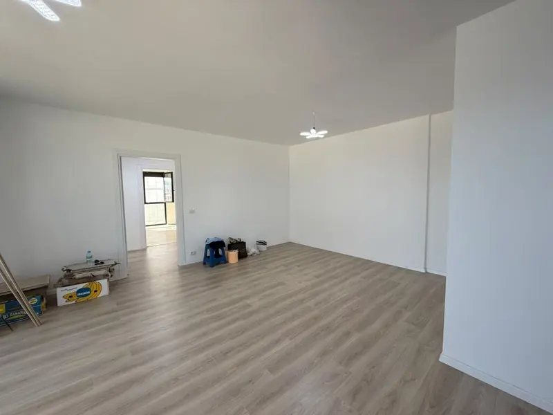 Appartamento 2+1 in affitto a Laprakë, Tirana, 118 m²