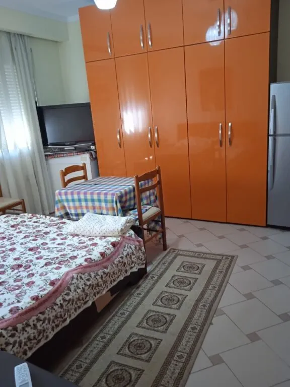 Dhomë me qera në Rruga Mihal Duri, Tiranë, 35 m². Foto 1 nga 6