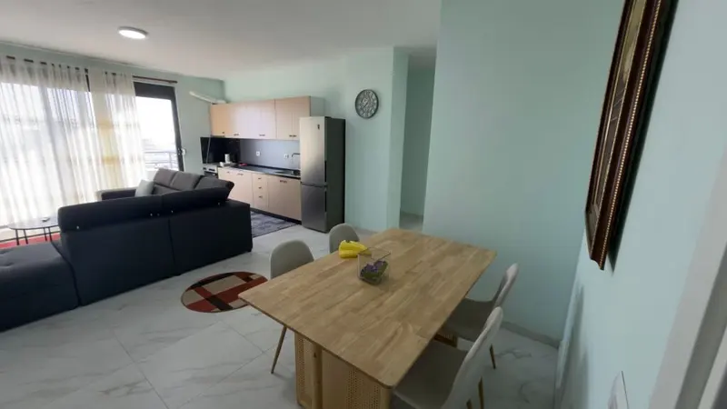 Apartament 2+1 me qera në Rruga Adria, Durrës, 90 m²