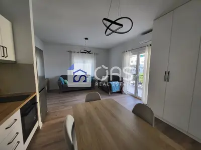 Apartament 1+1 me qera në Rruga Deshmoret e Fekenit, Tiranë, 60 m². Foto 2 nga 5