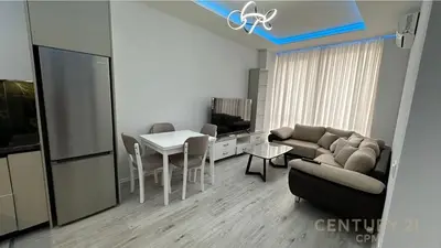 Appartamento 1+1 in affitto a Shkolla e Kuqe, Tirana, 55 m². Foto 1 di 7