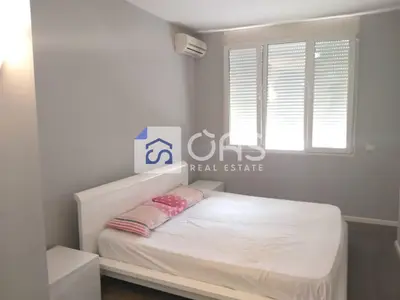 Apartament 1+1 me qera në Blloku, Tiranë, 79 m². Foto 5 nga 7