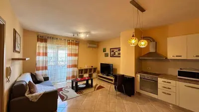 Apartment 1+1 for rent in Pazari i Ri, Tirana, 68 m². Photo 7 of 10