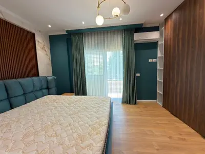 Apartament 2+1 me qera në Rruga Panorama e Liqenit, Tiranë, 130 m². Foto 5 nga 9