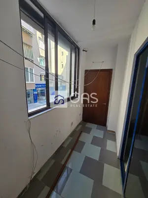 Appartamento 1+1 in affitto a Rruga e Elbasanit, Tirana, 66 m². Foto 3 di 10