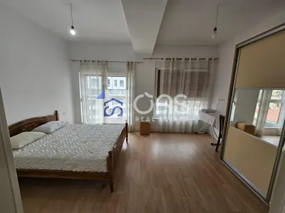 Apartament 2+1 me qera në Ali Demi, Tiranë, 100 m². Foto 3 nga 5