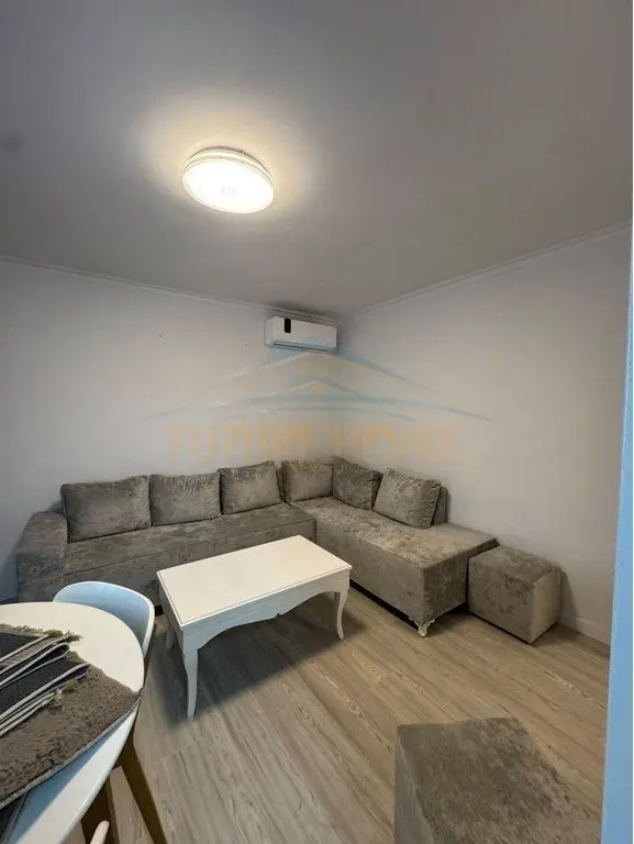 Apartament 1+1 me qera në Rruga e Dibrës, Tiranë, 56 m²