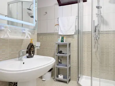Appartamento 3+1 in affitto a Lulishtja 1 Maji, Tirana, 105 m². Foto 1 di 10