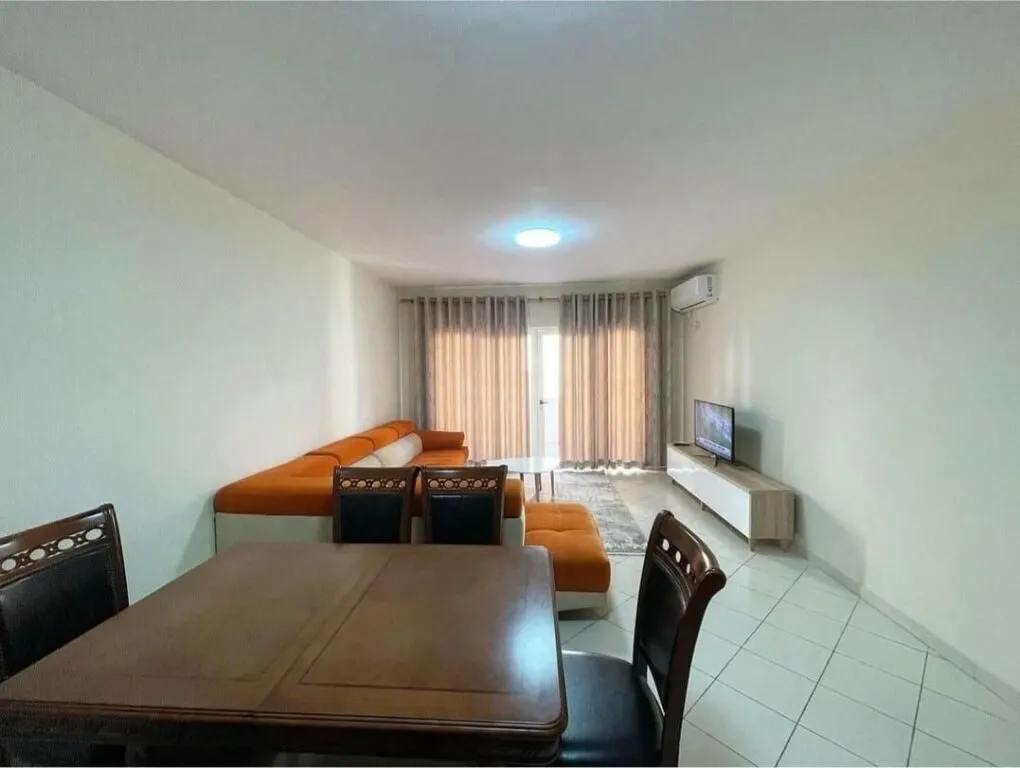 Appartamento 2+1 in affitto ad Astir, Tirana, 100 m². Foto 1 di 11