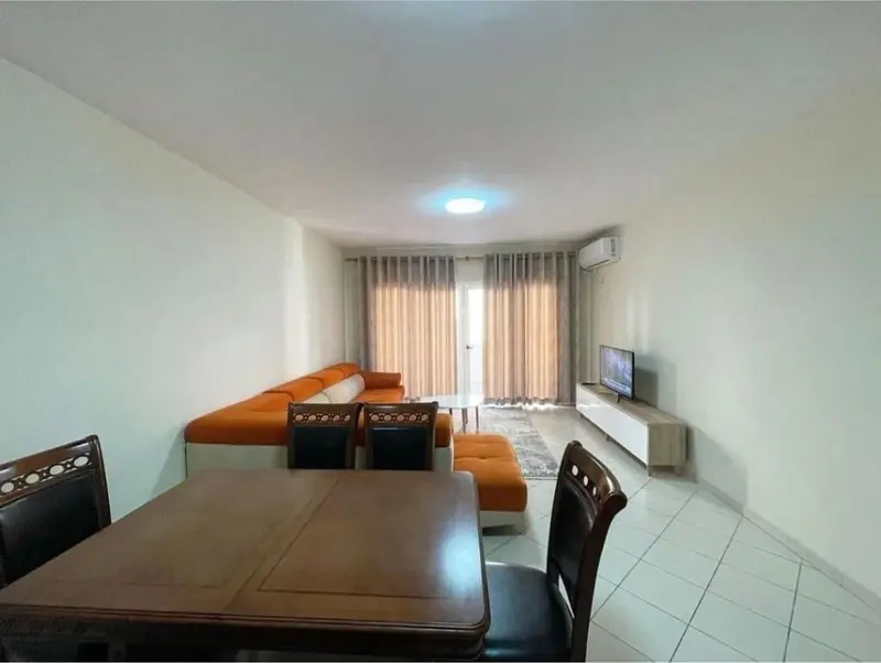Appartamento 2+1 in affitto ad Astir, Tirana, 100 m²