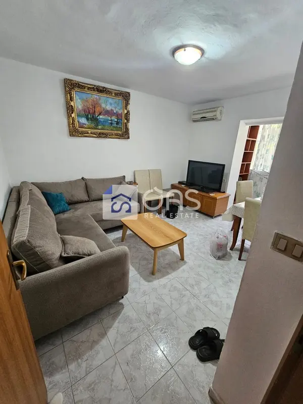 Appartamento 1+1 in affitto a Shkolla e Baletit, Tirana, 58 m²