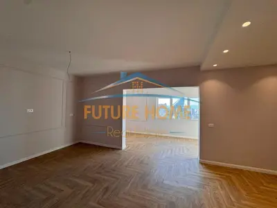 Office for rent in Shallvaret, Tirana, 210 m². Photo 4 of 9