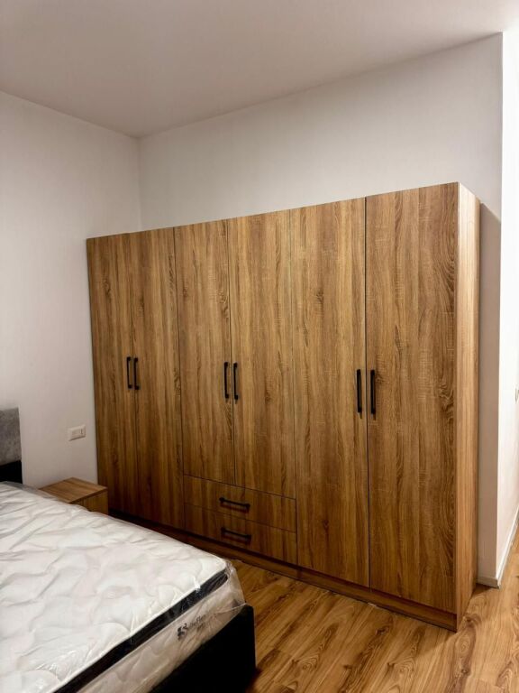 Appartamento 2+1 in affitto a Square 21, Tirana, 100 m². Foto 3 di 3