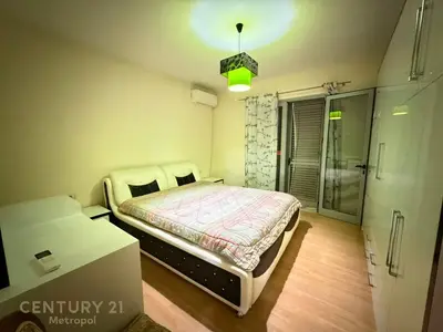 Apartament me qera në 21 Dhjetori, Tiranë, 170 m². Foto 6 nga 10
