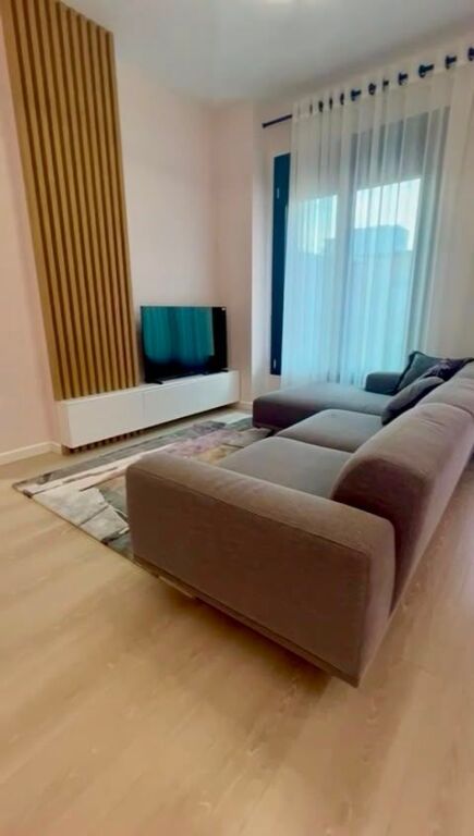 Apartment 1+1 for rent in Rruga e Kosovarëve, Tirana, 74 m². Photo 1 of 3