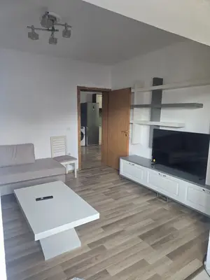 Appartamento 1+1 in affitto a Rruga e Elbasanit, Tirana, 64 m². Foto 4 di 10
