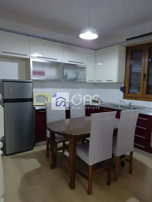 Dupleks me qera në Ali Demi, Tiranë, 170 m². Foto 9 nga 12