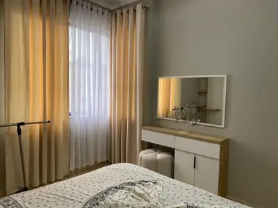 Apartament 2+1 me qera në Rruga Pjetër Budi, Tiranë, 100 m². Foto 8 nga 11