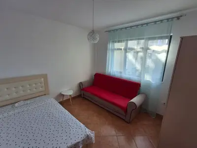 Apartament 2+1 me qera në Kthesa e Kamzës, Tiranë, 90 m². Foto 4 nga 11