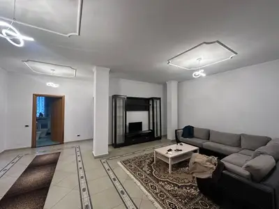Apartment 2+1 for rent in Rruga Myslym Keta, Tirana, 140 m². Photo 4 of 6