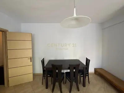 Apartment 2+1 for rent in Rruga Medar Shtylla, Tirana, 196 m². Photo 3 of 12