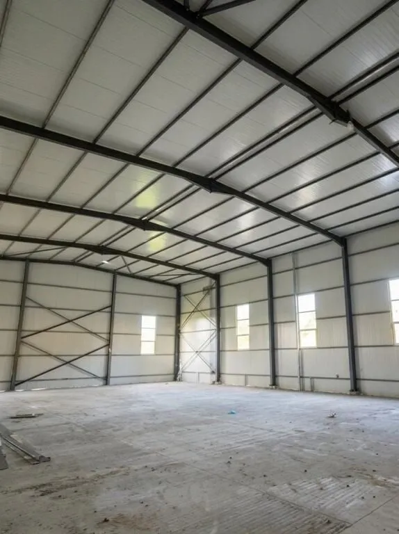 Magazzino in affitto a Peze, Tirana, 400 m². Foto 1 di 2