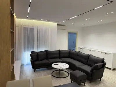 Apartment 1+1 for rent in Stacioni i Trenit, Tirana, 70 m². Photo 6 of 7