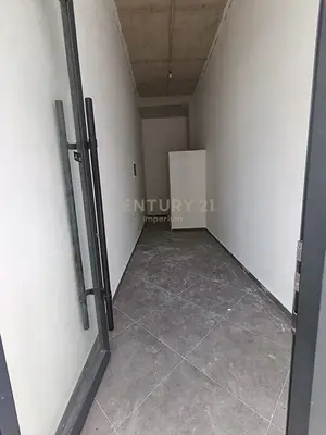 Locale commerciale in affitto a Rruga Karl Gega, Tirana, 54 m². Foto 5 di 6