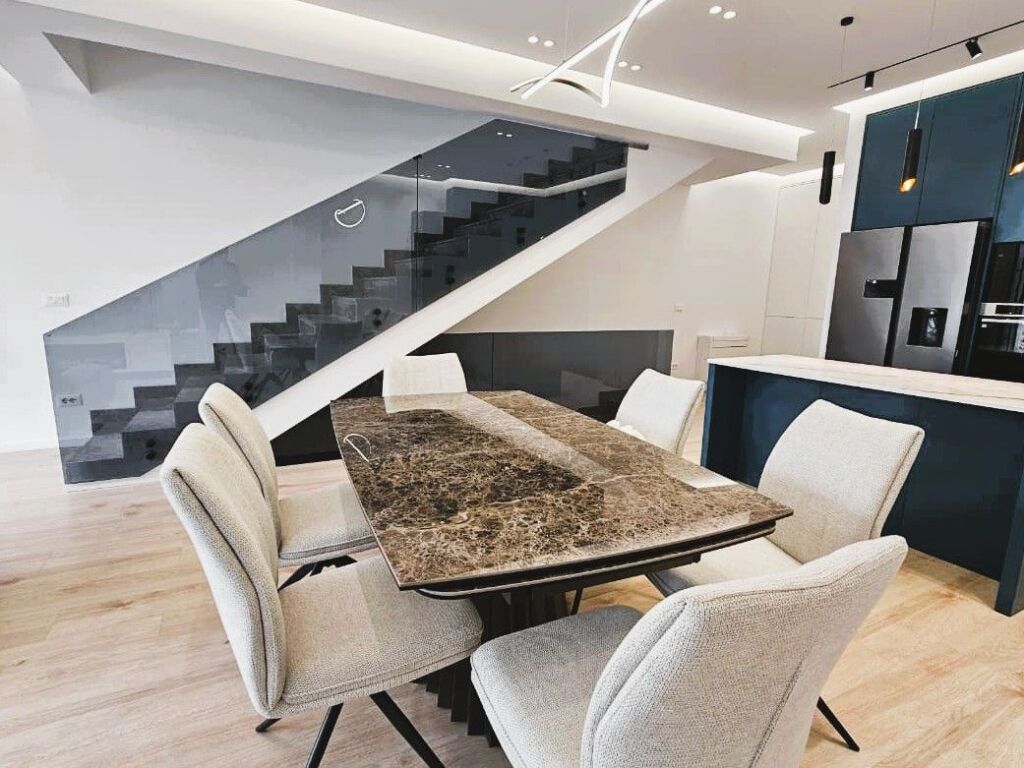 Vilë me qera në Liqeni i Thatë, Tiranë, 318 m². Foto 3 nga 3