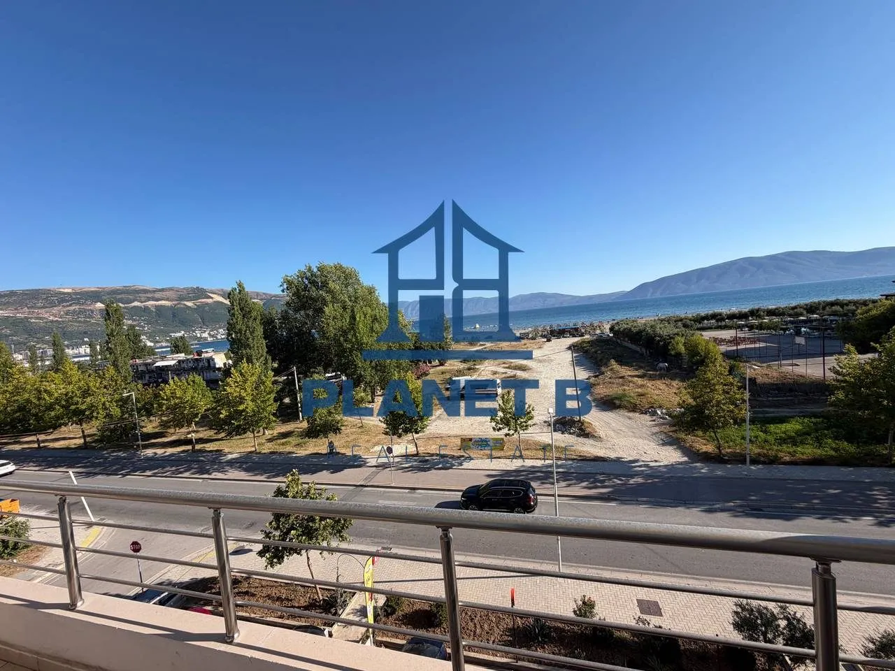 Apartament 1+1 me qera në Plazhi i Vjetër, Vlorë, 70 m². Foto 1 nga 8