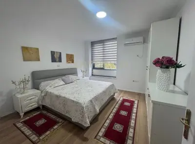 Apartament 2+1 me qera në Rruga Abdi Toptani, Tiranë, 115 m². Foto 5 nga 7