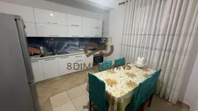 Apartament 2+1 me qera në Varri i Bamit, Tiranë, 100 m². Foto 2 nga 7