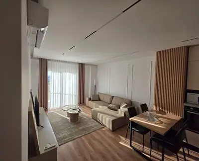 Apartament 1+1 me qera në Zogu i Zi, Tiranë, 70 m². Foto 2 nga 12